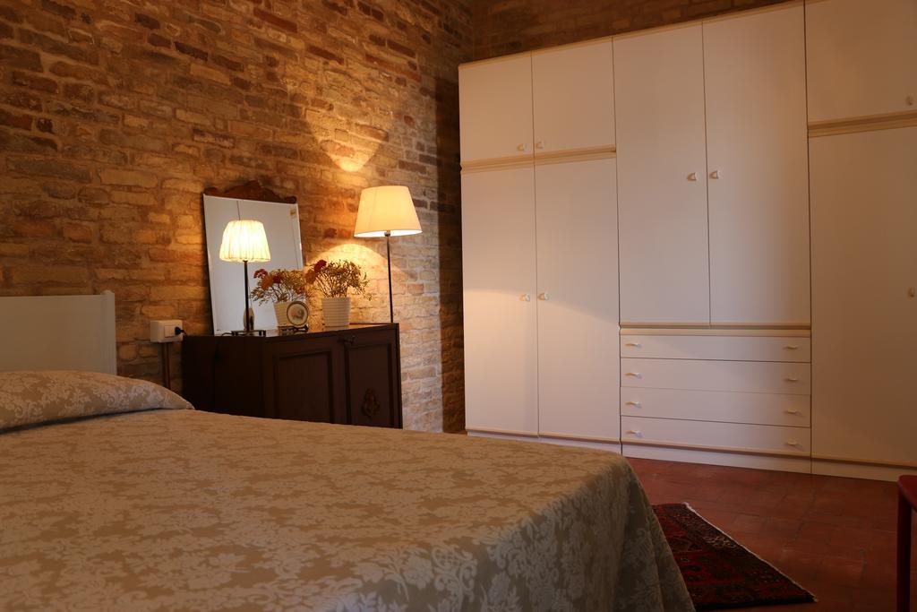 Appartamento La Casa Sul Borgo Lapedona Esterno foto